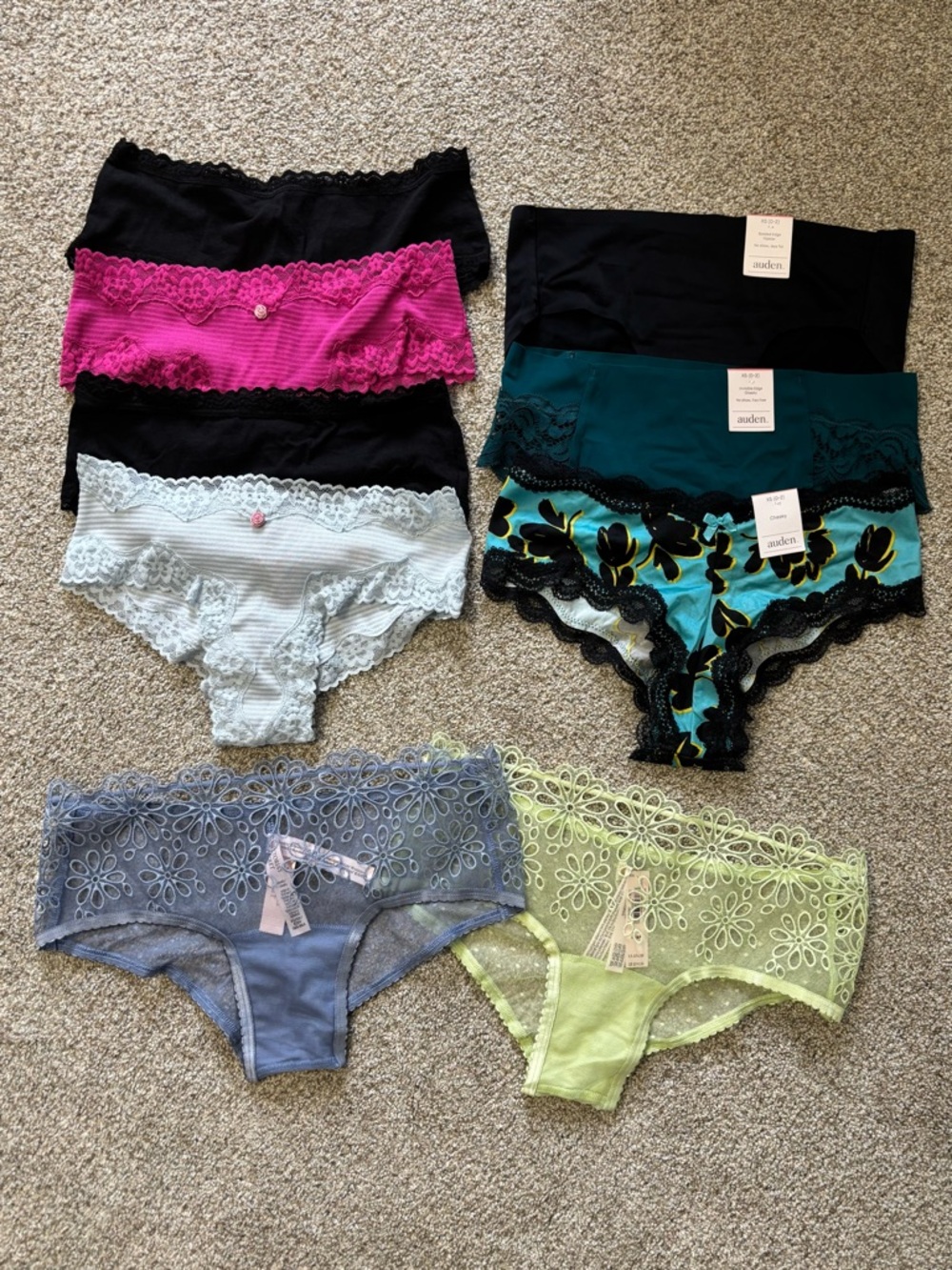 Women Victoria’s Secret Auden cheeky underwear bundle new with tags size xs